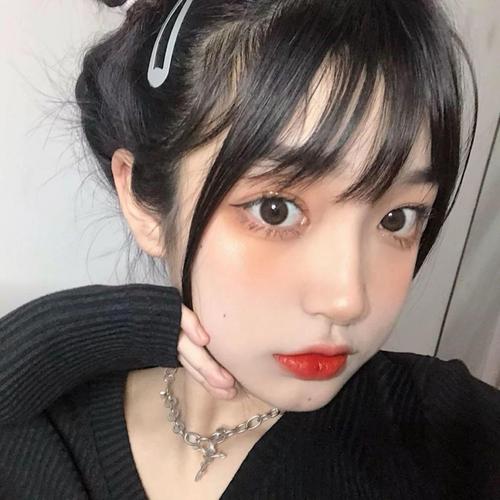 来,给爷笑一个